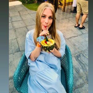 Meet your Posher, Alexandra